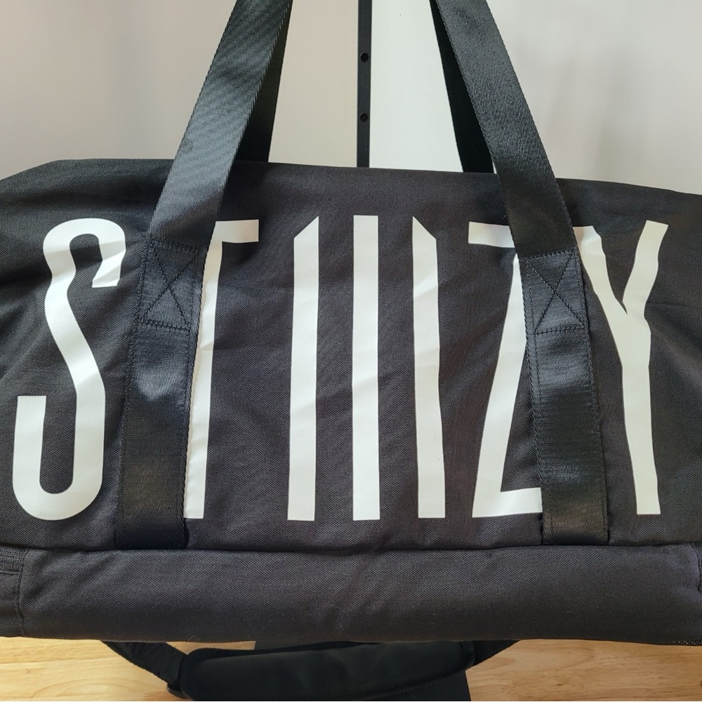 STIIIZY DUFFEL BAG brand new, limited edition holiday duffel bag 👌.        A420